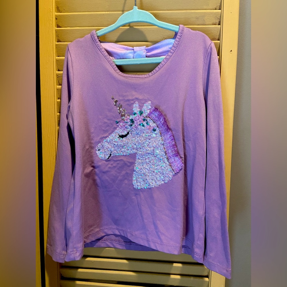 Girls size 5 long sleeve unicorn shirt